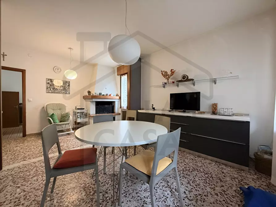 Immagine 8 di Casa indipendente in vendita  in Via Roma a Montegrotto Terme