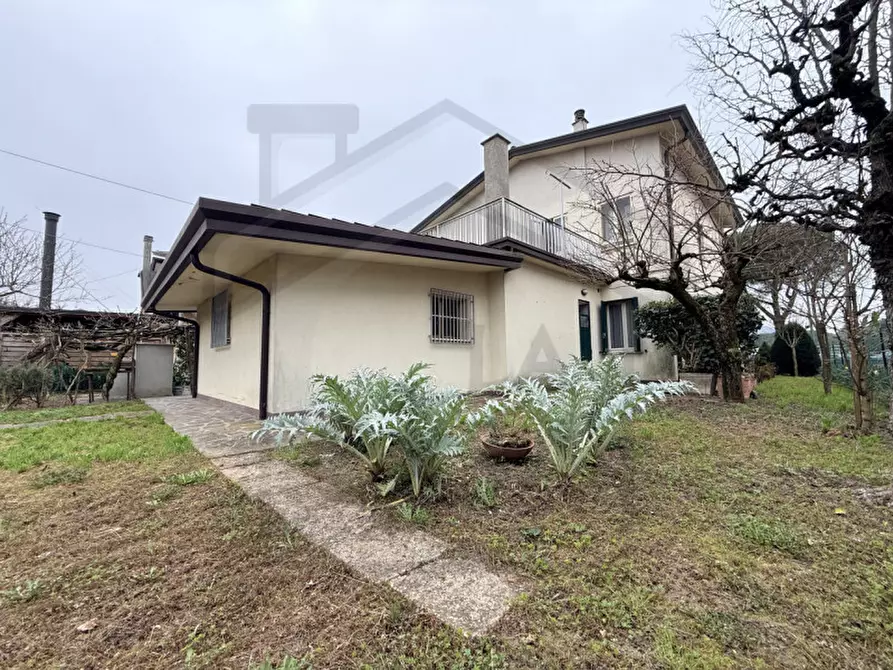 Immagine 23 di Casa indipendente in vendita  in Via Roma a Montegrotto Terme