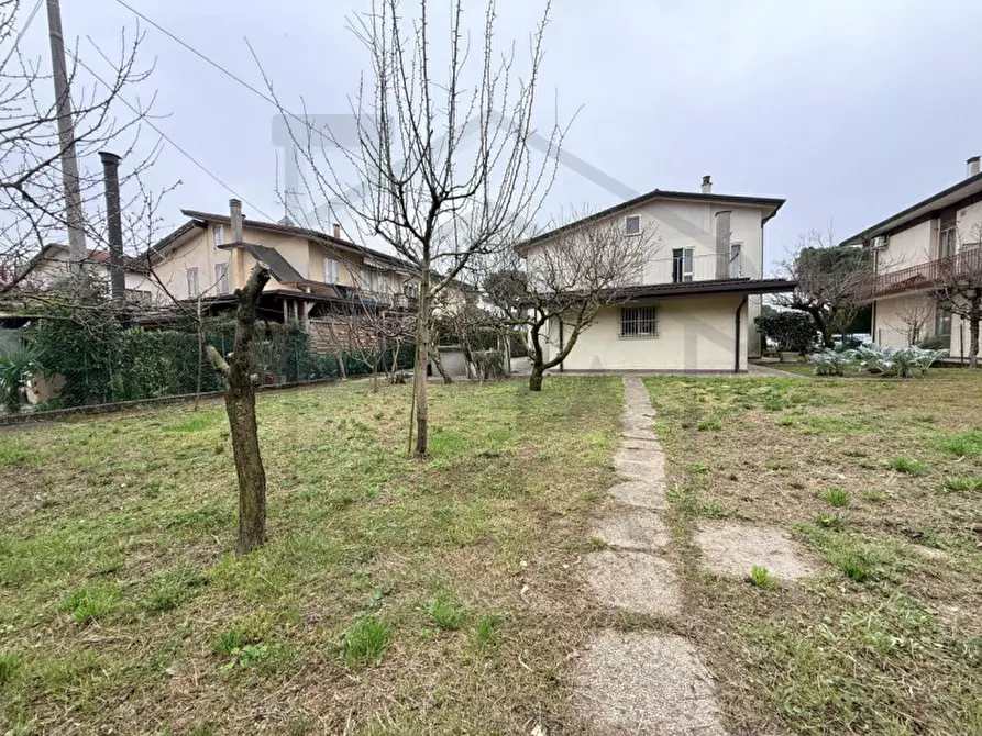 Immagine 25 di Casa indipendente in vendita  in Via Roma a Montegrotto Terme