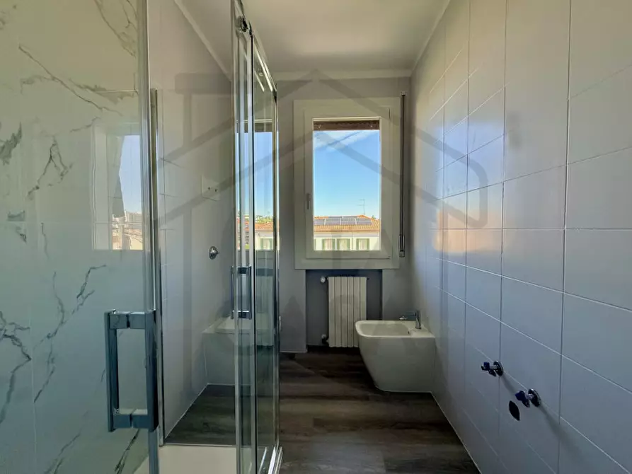 Immagine 14 di Appartamento in vendita  in Via De Nicola a Montegrotto Terme