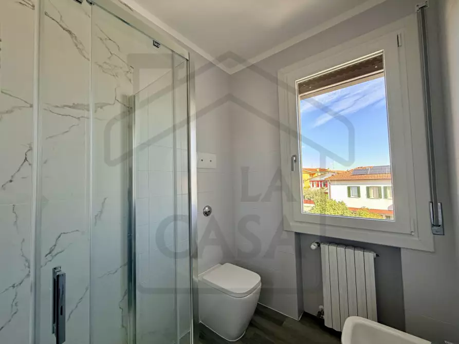 Immagine 15 di Appartamento in vendita  in Via De Nicola a Montegrotto Terme