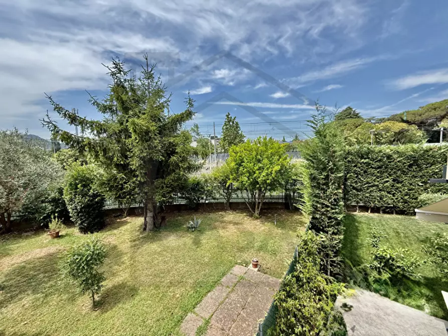 Immagine 30 di Casa bifamiliare in vendita  in Via Antonio Segni a Montegrotto Terme