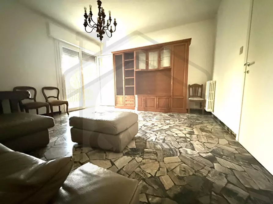 Immagine 1 di Appartamento in affitto  in Viale Stazione a Montegrotto Terme