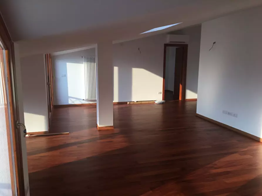 Immagine 13 di Appartamento in affitto  a Abano Terme