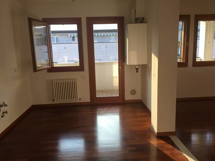 Immagine 14 di Appartamento in affitto  a Abano Terme