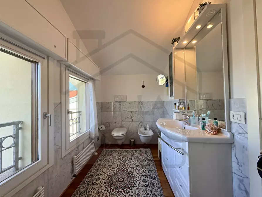 Immagine 16 di Appartamento in vendita  in Via Guido Reni a Abano Terme