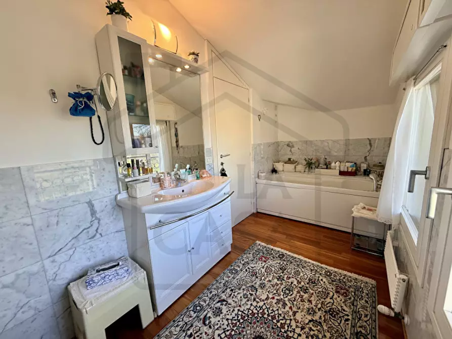 Immagine 17 di Appartamento in vendita  in Via Guido Reni a Abano Terme