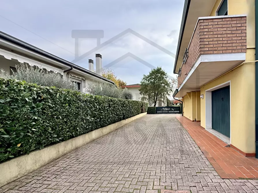 Immagine 22 di Casa indipendente in vendita  in Via San Lorenzo a Abano Terme