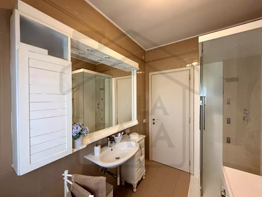 Immagine 38 di Casa indipendente in vendita  in Via San Lorenzo a Abano Terme