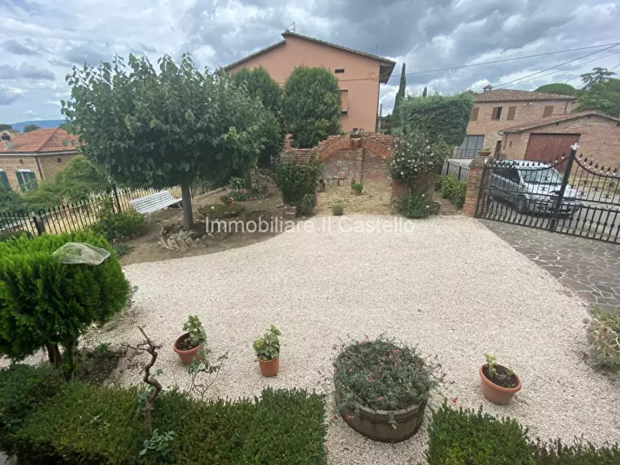 Immagine 3 di Appartamento in vendita  in i guidonami a Castiglione Del Lago