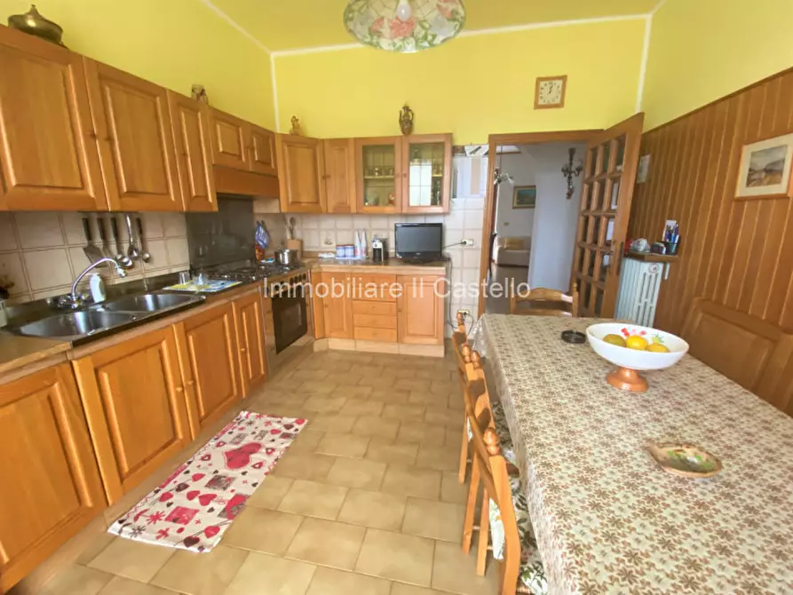 Immagine 6 di Appartamento in vendita  in i guidonami a Castiglione Del Lago