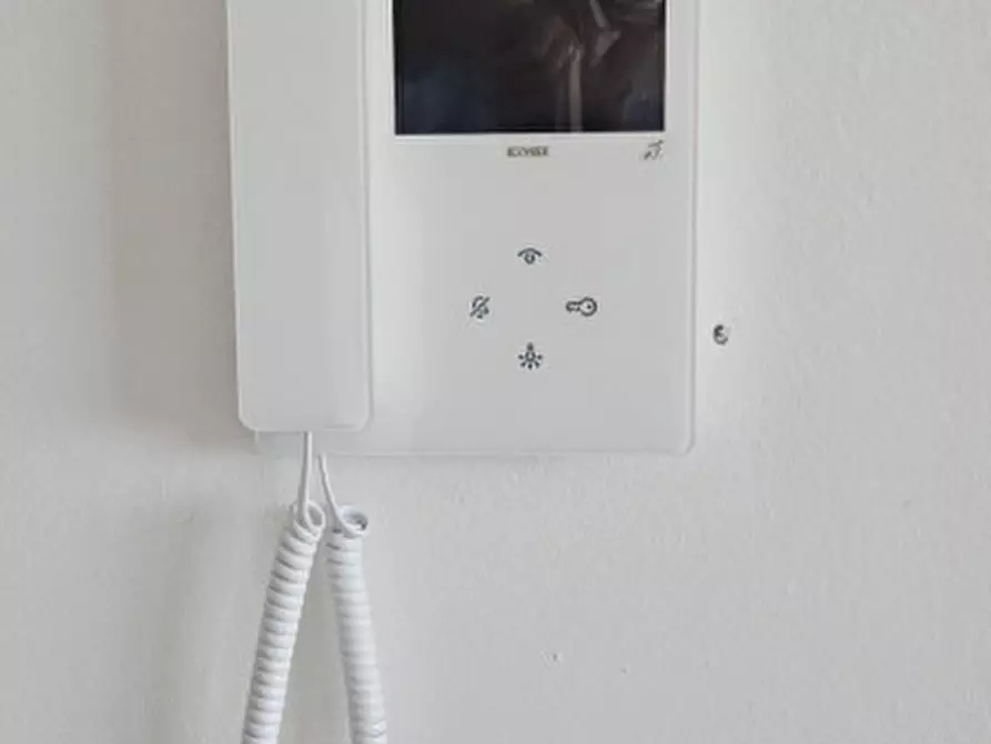 Immagine 4 di Laboratorio in affitto  in via roma a Camisano Vicentino