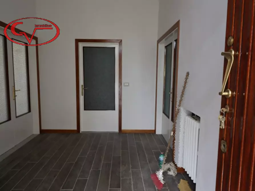 Immagine 2 di Villetta a schiera in vendita  in via 24 maggio a Montevarchi