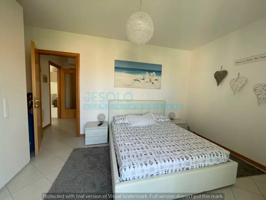 Immagine 13 di Appartamento in vendita  in Piazza Milano a Jesolo