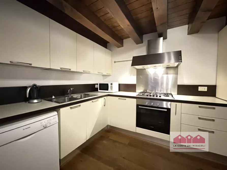 Immagine 1 di Appartamento in affitto  in Via Levà degli Angeli a Vicenza