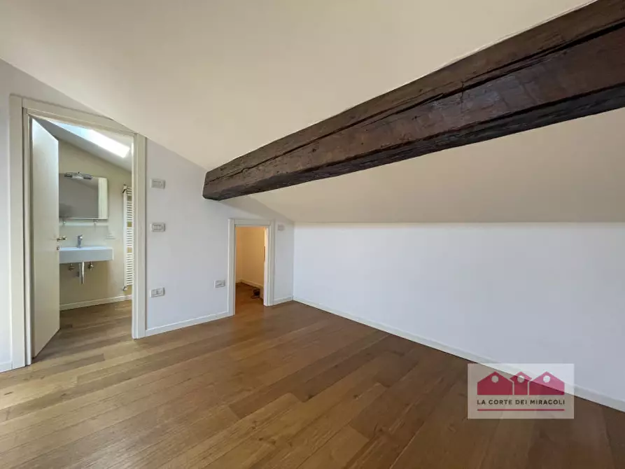 Immagine 8 di Appartamento in affitto  in Via Levà degli Angeli a Vicenza