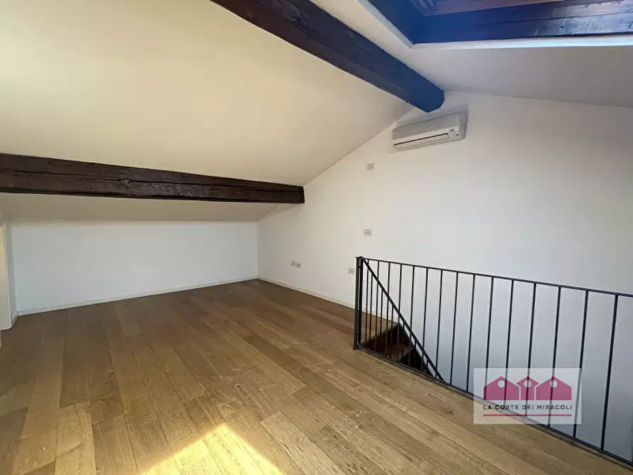 Immagine 9 di Appartamento in affitto  in Via Levà degli Angeli a Vicenza