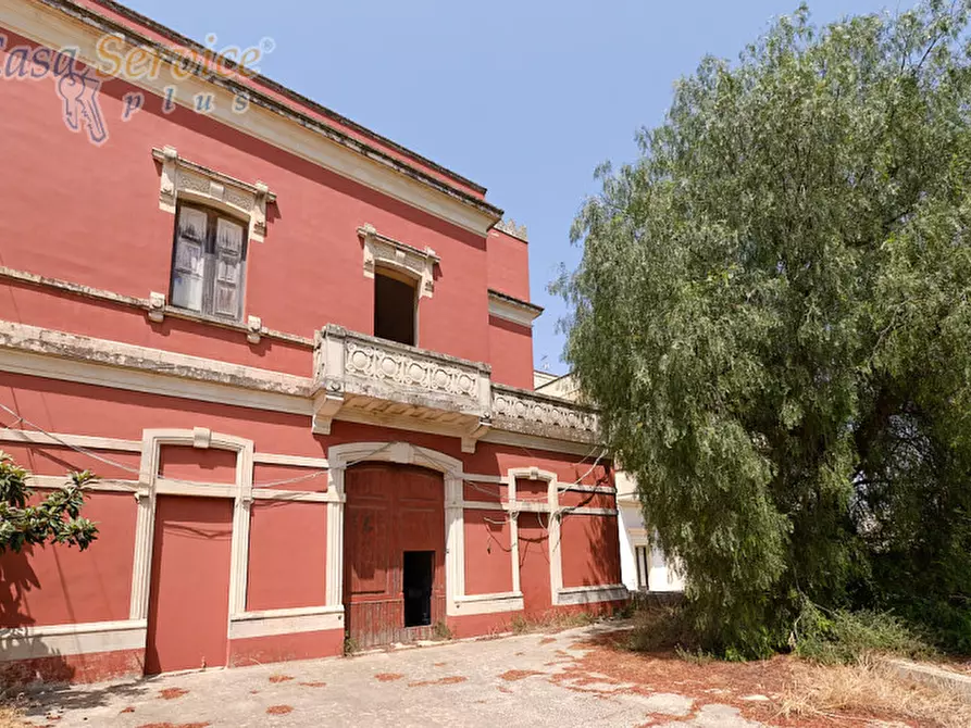 Immagine 3 di Palazzo in vendita  in Via dei Capuccini a Galatone