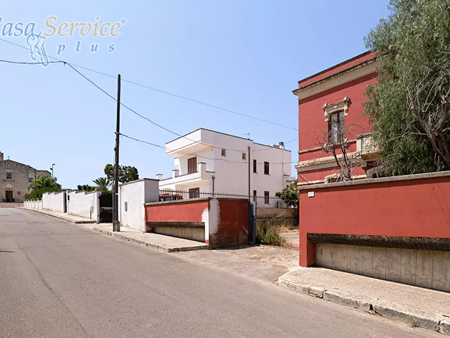 Immagine 4 di Palazzo in vendita  in Via dei Capuccini a Galatone