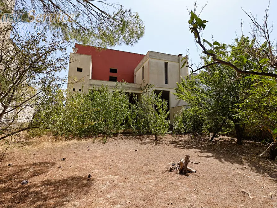 Immagine 13 di Palazzo in vendita  in Via dei Capuccini a Galatone