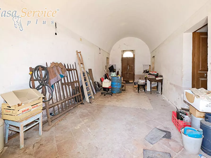 Immagine 16 di Palazzo in vendita  in Via dei Capuccini a Galatone