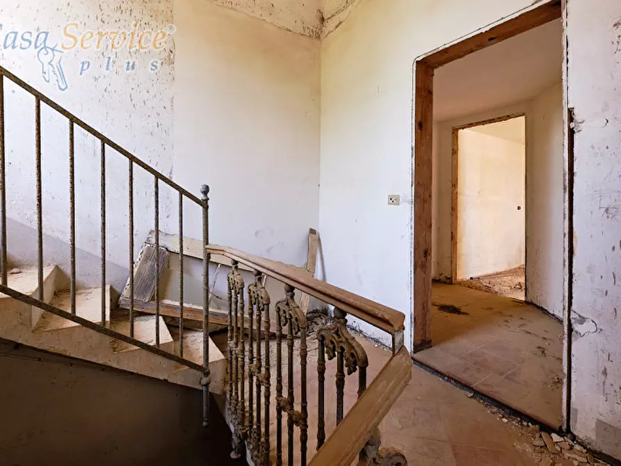 Immagine 25 di Palazzo in vendita  in Via dei Capuccini a Galatone