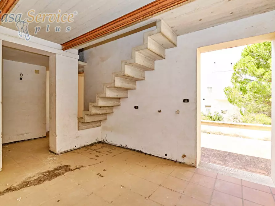 Immagine 31 di Palazzo in vendita  in Via dei Capuccini a Galatone