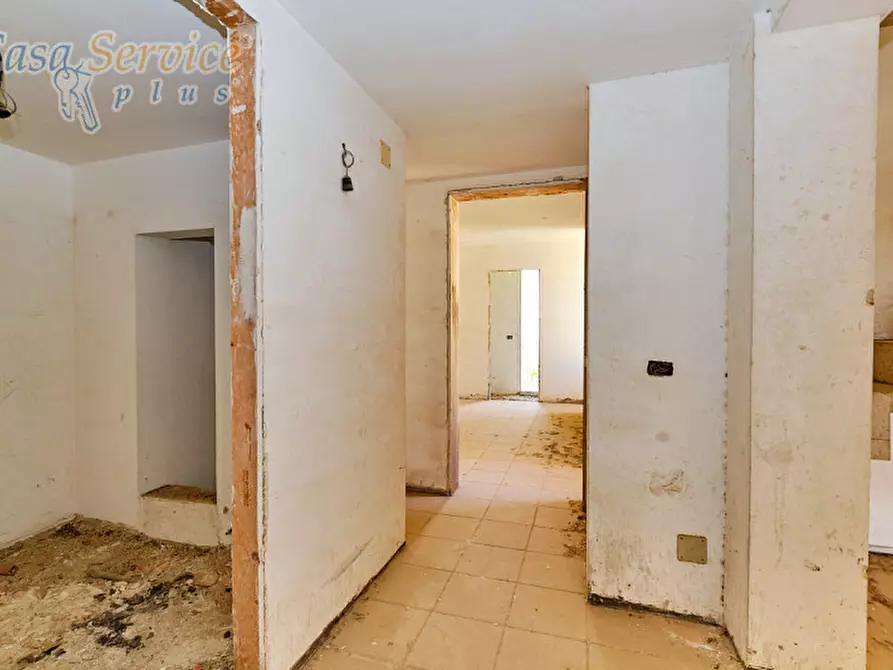 Immagine 34 di Palazzo in vendita  in Via dei Capuccini a Galatone