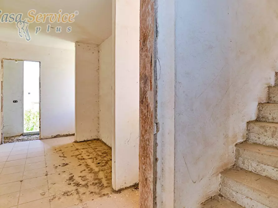 Immagine 36 di Palazzo in vendita  in Via dei Capuccini a Galatone