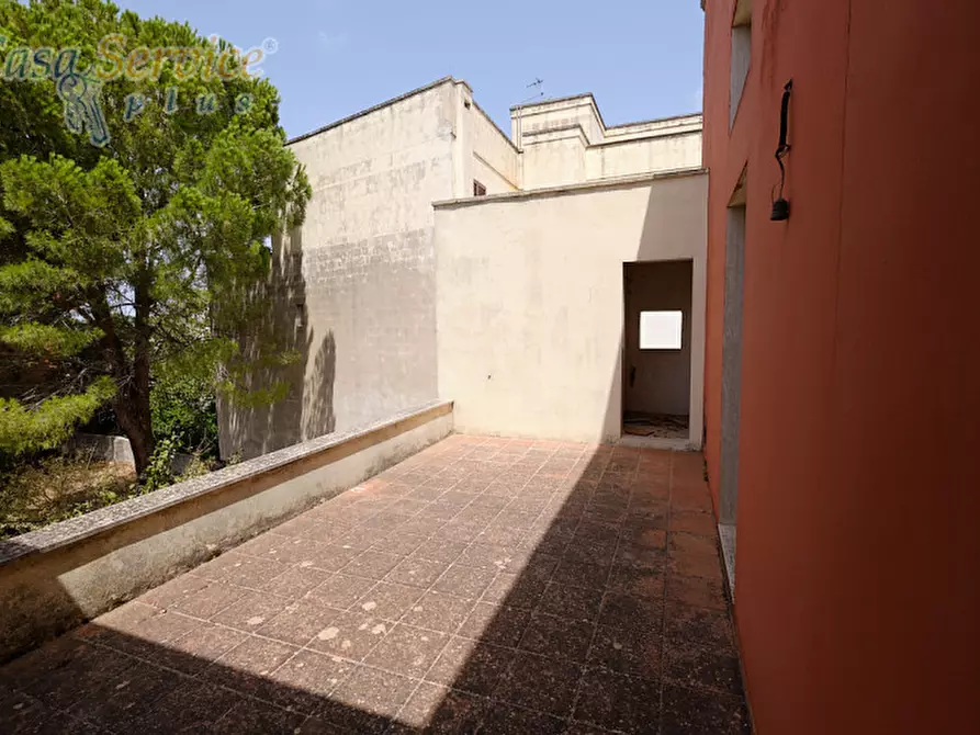 Immagine 40 di Palazzo in vendita  in Via dei Capuccini a Galatone