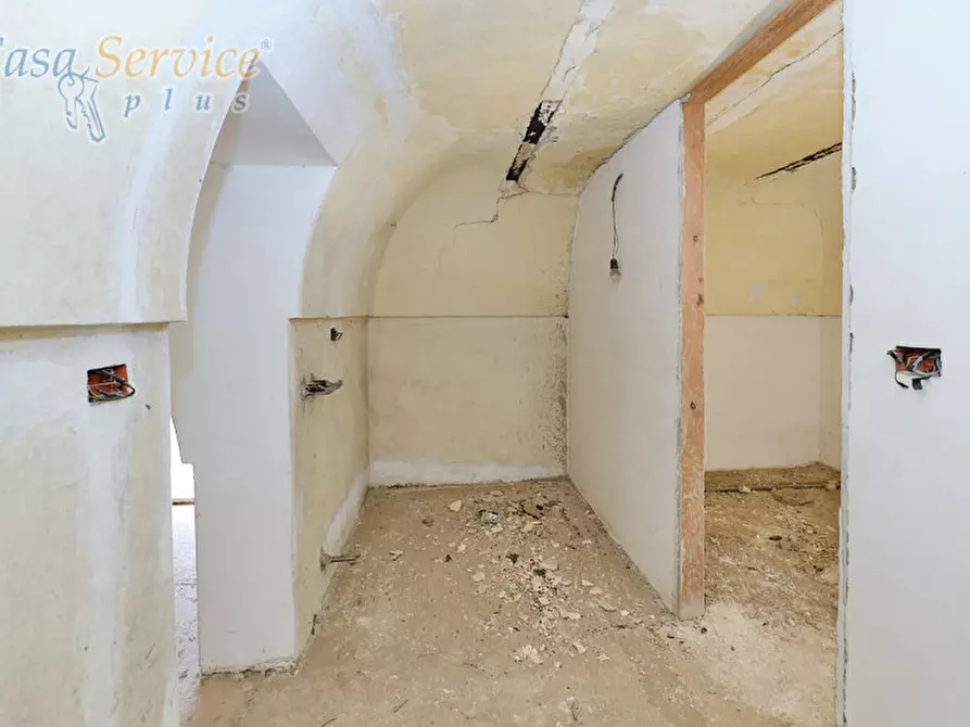 Immagine 74 di Palazzo in vendita  in Via dei Capuccini a Galatone