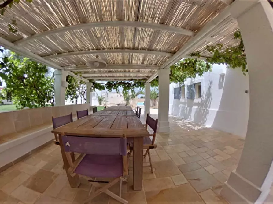 Immagine 10 di Rustico / casale in vendita  a Fasano