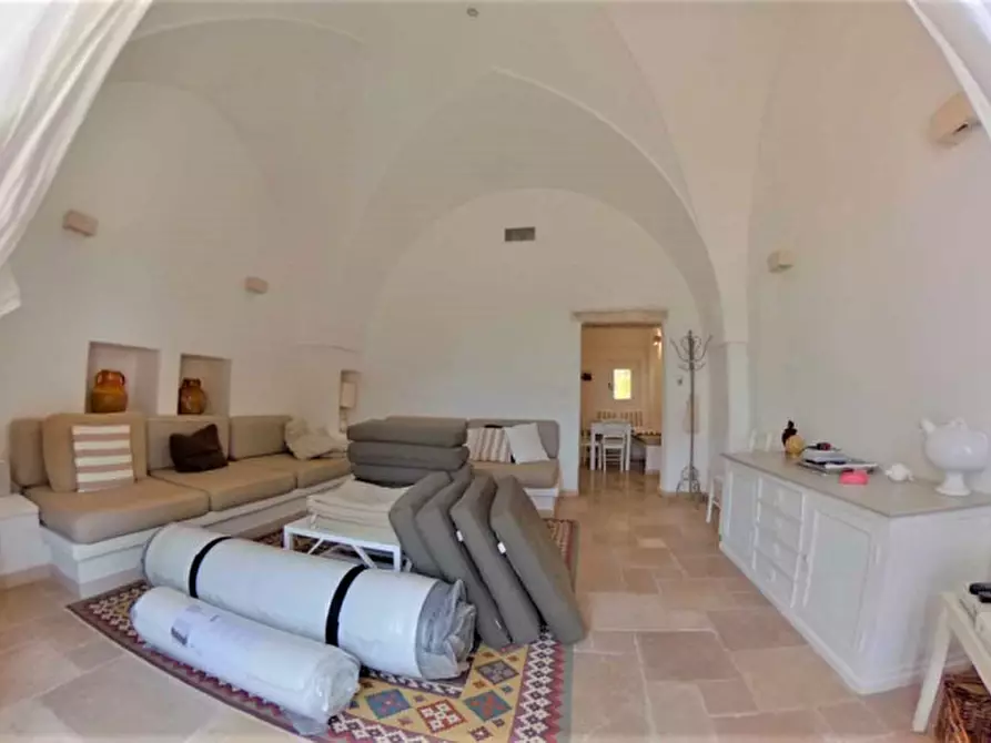 Immagine 15 di Rustico / casale in vendita  a Fasano
