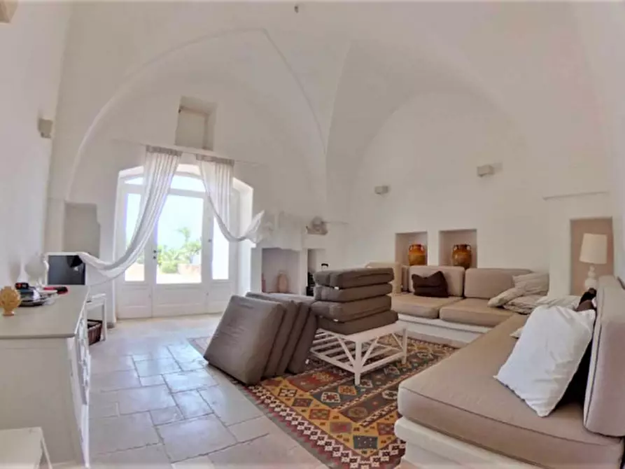 Immagine 16 di Rustico / casale in vendita  a Fasano