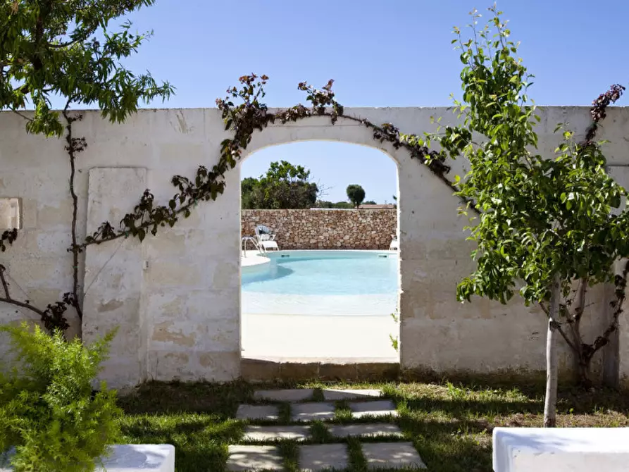 Immagine 37 di Rustico / casale in vendita  a Fasano