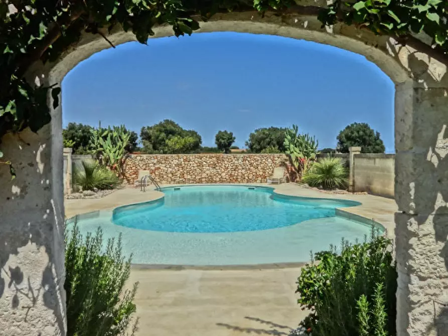 Immagine 53 di Rustico / casale in vendita  a Fasano