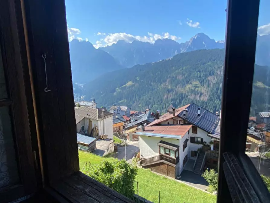 Immagine 22 di Palazzo in vendita  in Via S.Leonardo, 61 a Comelico Superiore