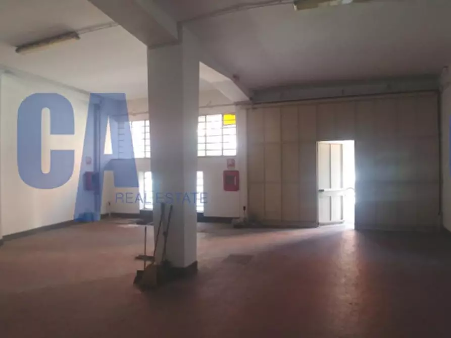 Immagine 5 di Magazzino in affitto  in VIA MICHELINO DA BESOZZO a Milano