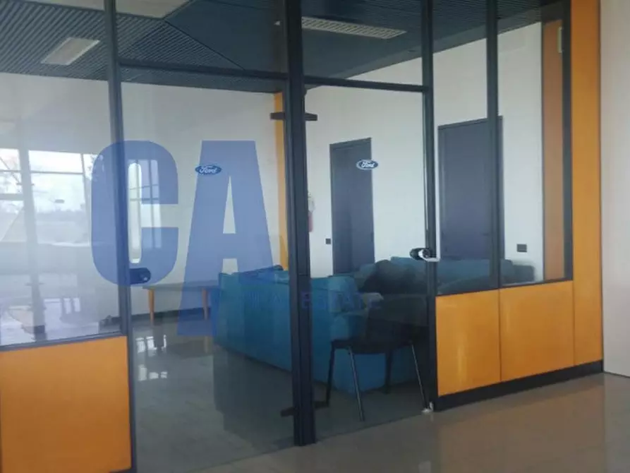 Immagine 24 di Magazzino in vendita  in STRADA PROVINCIALE PROVINCIALE 40 a Siziano