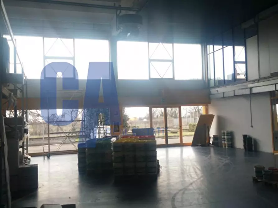 Immagine 12 di Magazzino in vendita  in STRADA PROVINCIALE PROVINCIALE 40 a Siziano