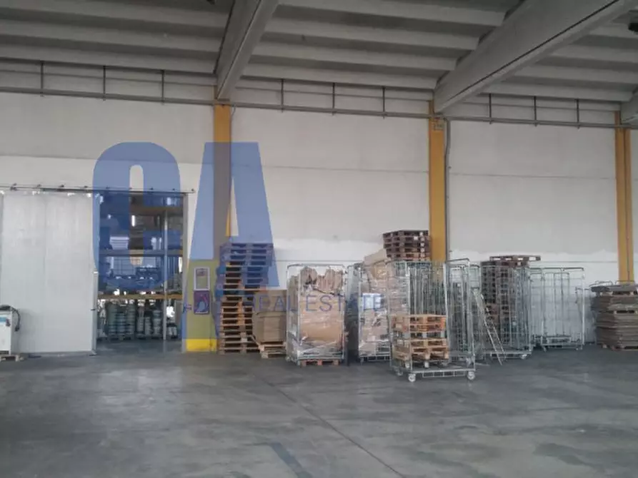 Immagine 15 di Magazzino in vendita  in STRADA PROVINCIALE PROVINCIALE 40 a Siziano