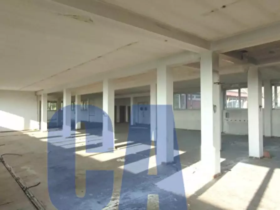 Immagine 10 di Magazzino in vendita  in VIALE DELLE INDUSTRIE a Settala