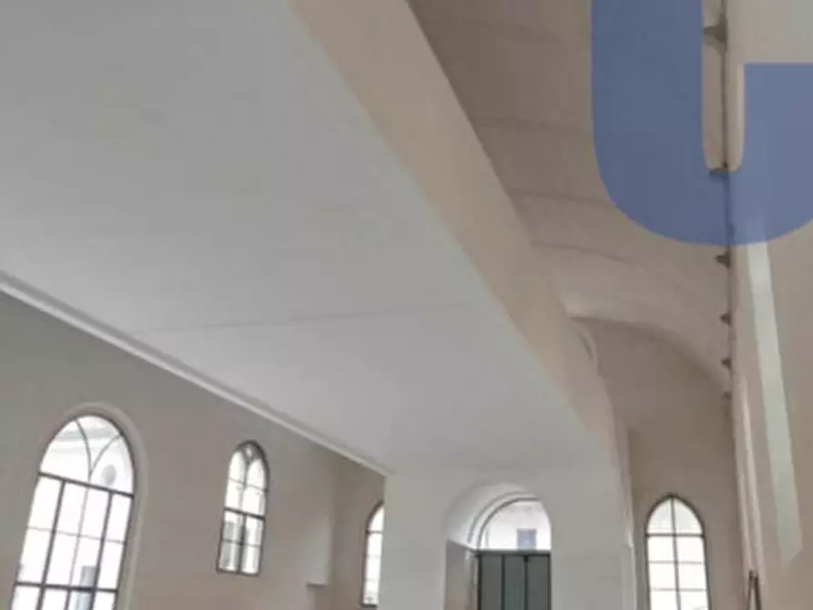 Immagine 21 di Negozio in affitto  in VIA BURAGO a Vimercate