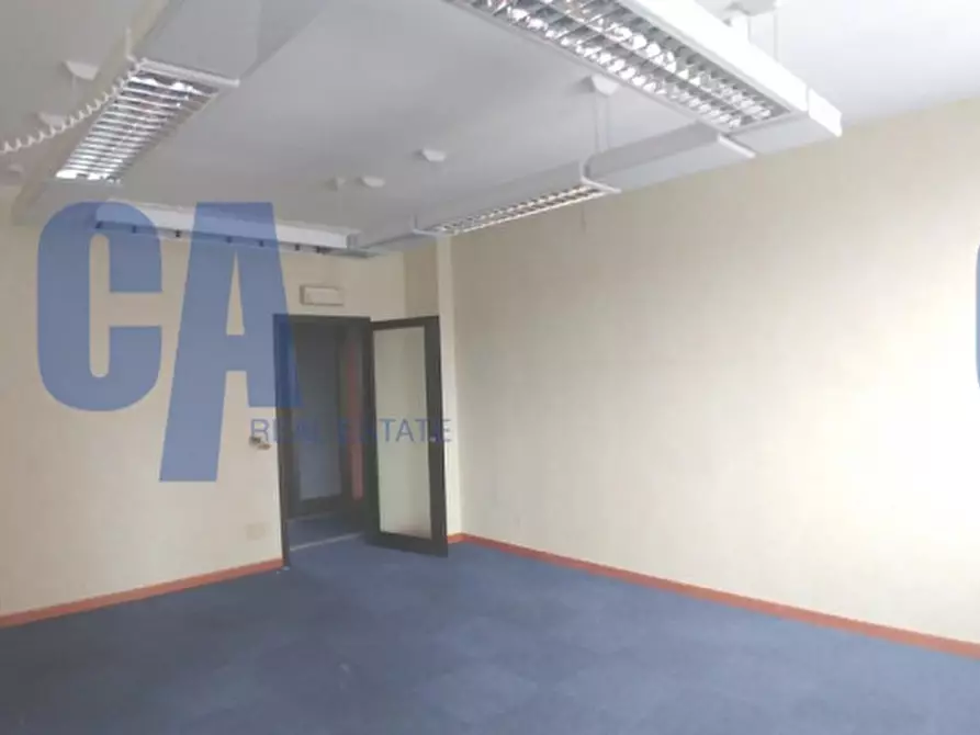 Immagine 12 di Palazzo in affitto  in PIAZZALE MACIACHINI CARLO a Milano