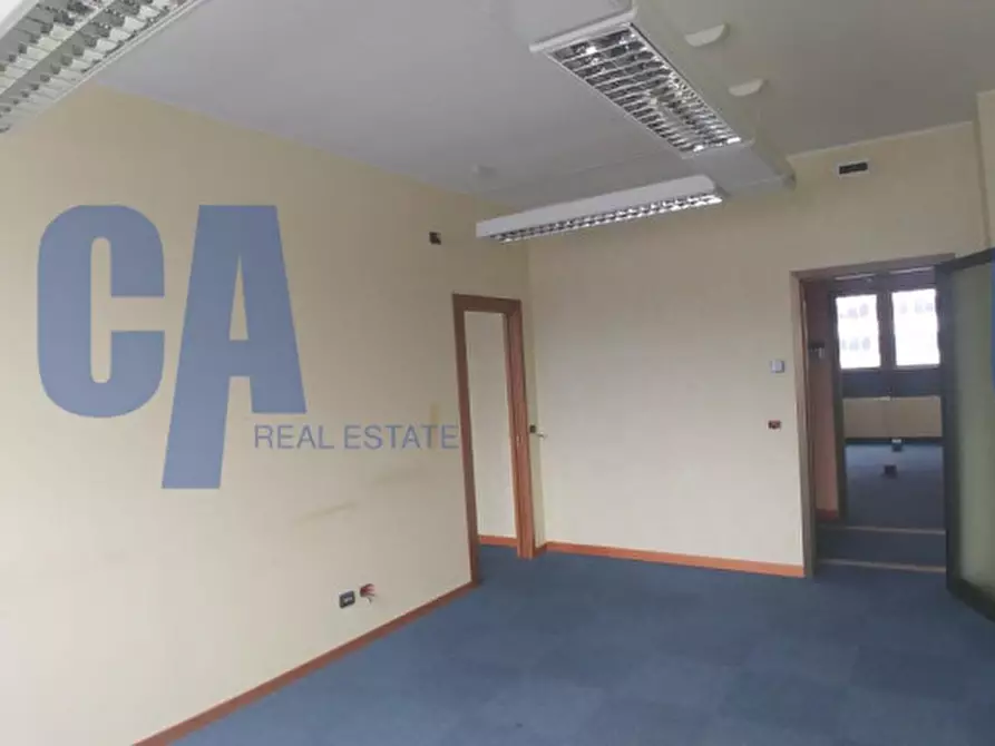 Immagine 18 di Palazzo in affitto  in PIAZZALE MACIACHINI CARLO a Milano