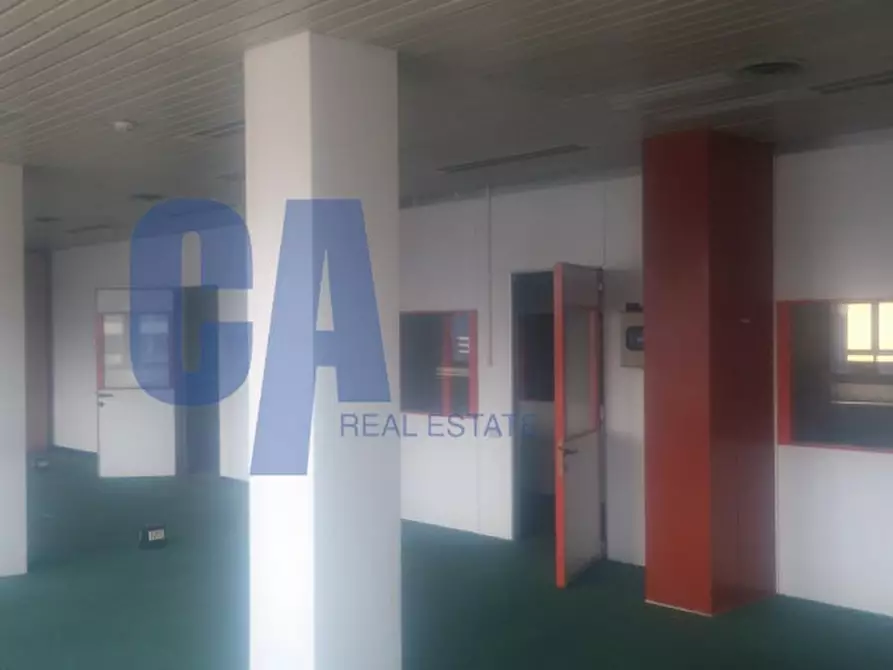 Immagine 9 di Palazzo in affitto  in VIA GALLARATE a Milano