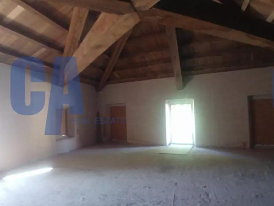 Immagine 20 di Palazzo in affitto  in VIA BURAGO a Vimercate