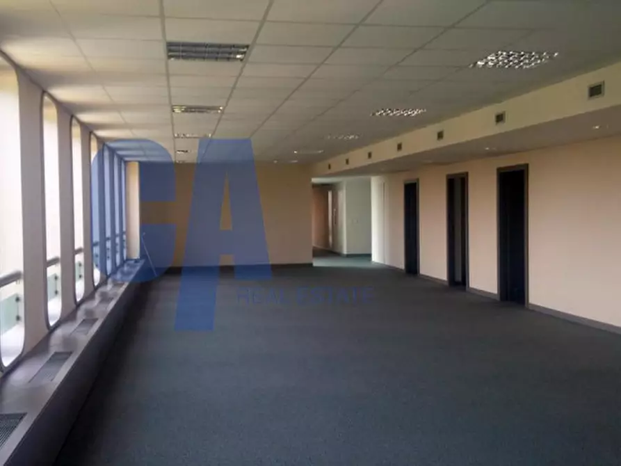 Immagine 2 di Palazzo in vendita  in VIA ABRUZZI a Peschiera Borromeo