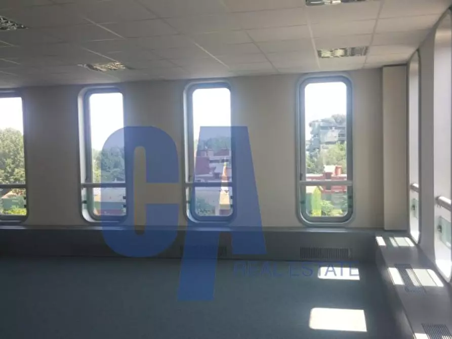 Immagine 15 di Palazzo in vendita  in VIA ABRUZZI a Peschiera Borromeo