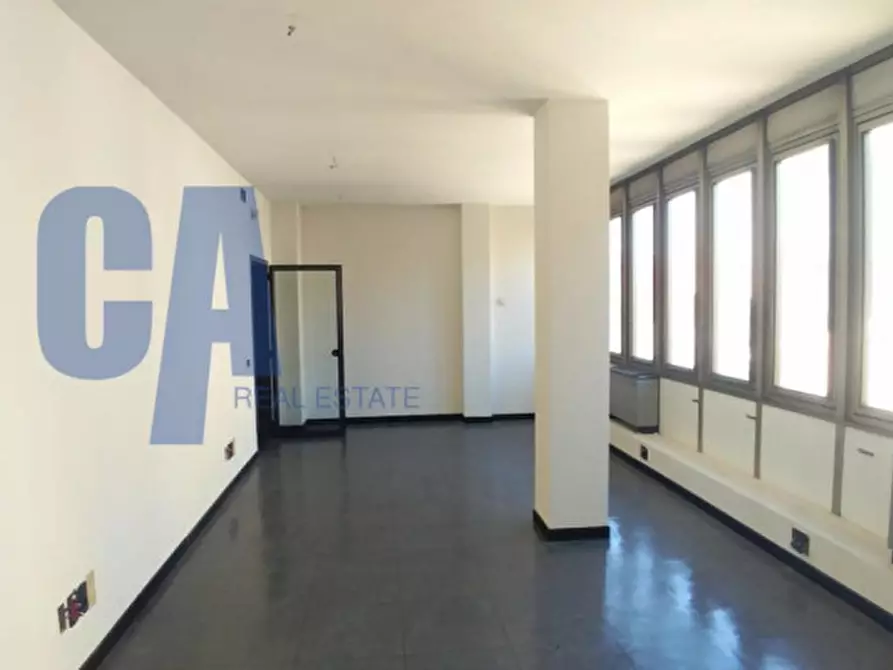 Immagine 6 di Palazzo in vendita  in VIA CADORNA LUIGI a Cinisello Balsamo